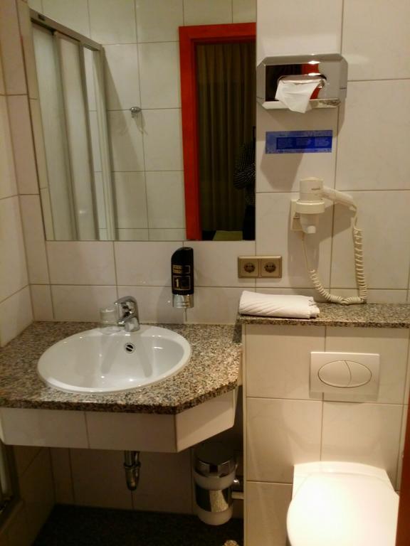 Abant Hotel Frankfurt Obertshausen Luaran gambar