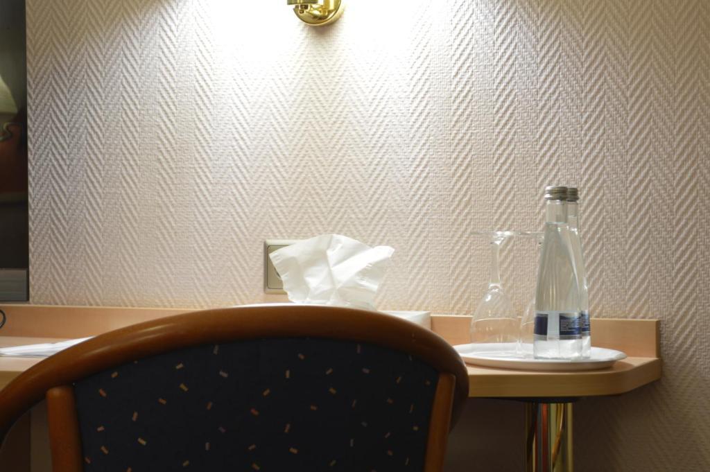 Abant Hotel Frankfurt Obertshausen Bilik gambar